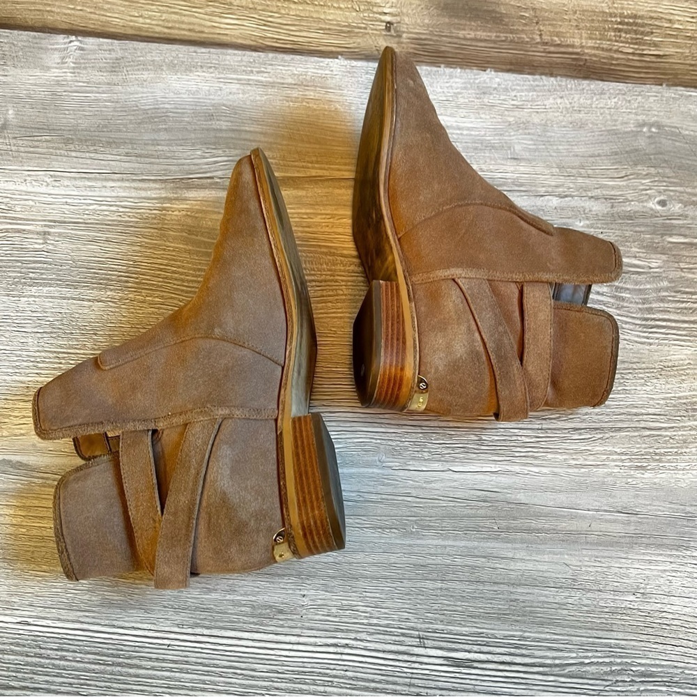 Michael Kors Salem suede buckled and elastic Bootie size 8 - Picture 6 of 12